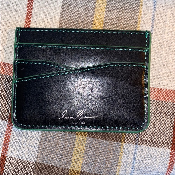 EMM KUO - Picture 2 of 3